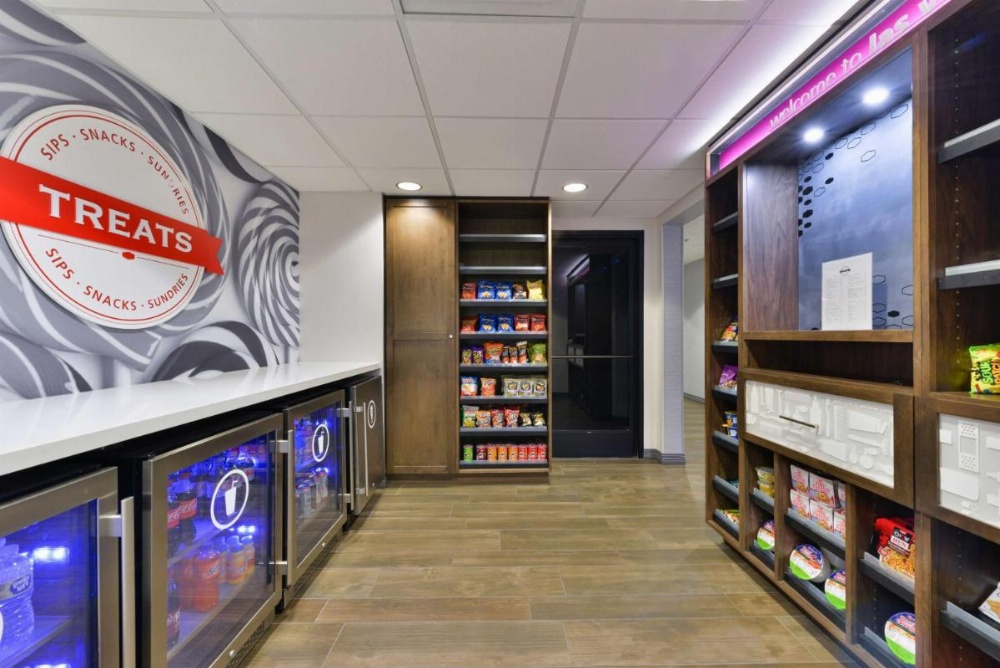 Hampton Inn By Hilton And Suites Las Vegas Airport Image 14