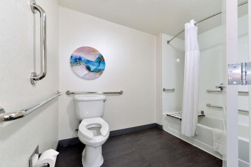 Hampton Inn By Hilton And Suites Las Vegas Airport image 20