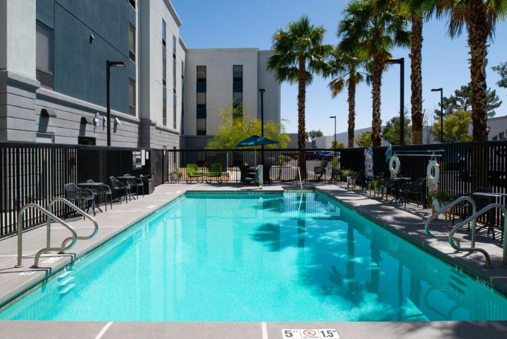 Hampton Inn By Hilton And Suites Las Vegas Airport Image 6